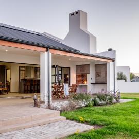Sea Spray Self Catering in Duyker Eiland, hotel in Britannia Bay