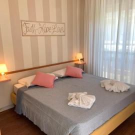 MH Hotel Maracaibo, hotell i Rimini