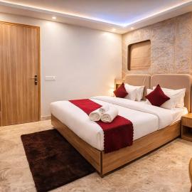 Dreamwood Luxury Hotel Near Sec 29 Gurgaon