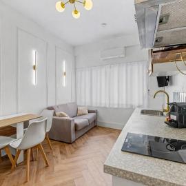 Sublime brand-new studio with air conditioning