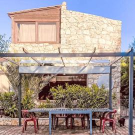 Holiday Home Posidonie by Interhome, hotel in LʼÎle-Rousse