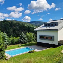 Studio Mountain Luxe Nest & Pool by Interhome