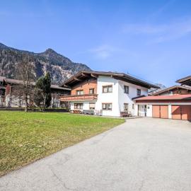 Chalet Schlitters by Interhome