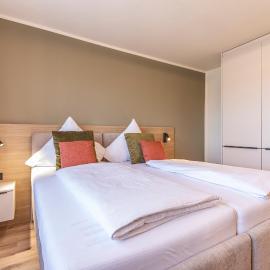 Starzel Rooms, hotel u gradu 'Alling'