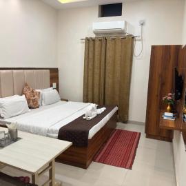 Mithilesh Hotel, hotel v mestu Kaithal
