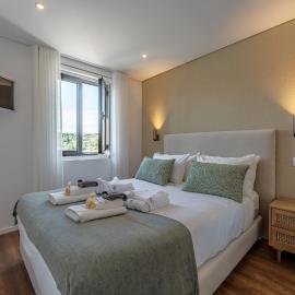 Douro View Charming Apartment Duplex, hotell sihtkohas Valbom