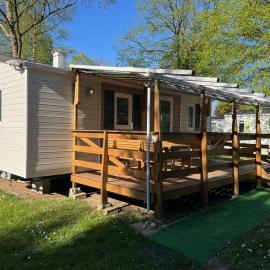 Mobil-home ensoleillé pour 4 proche Europa-Park, hotel in Boofzheim