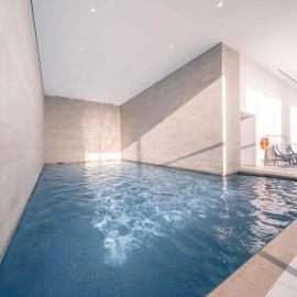 Casiola - Modern new apartment with pool access and parking