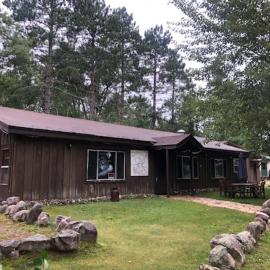 Gresham Shores - Lil' Sunfish - PET FRIENDLY, hotel i Arbor Vitae