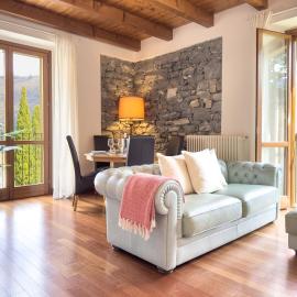 Alvea Home - Lake View and Private Covered Parking