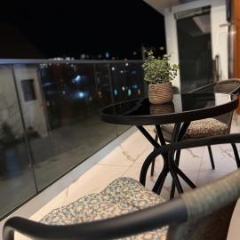 Apartament de Lux cu Terasă la Lac Rediu La 5 Minute de Moldova Mall