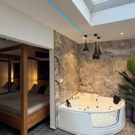 Charnel - Suite Bali