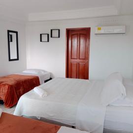 Shalom Home90, hotel in Barranquilla