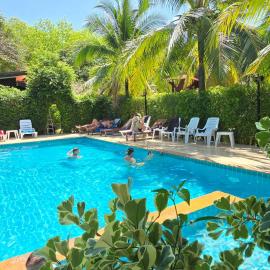 Baan Suan Rim Klong Resort, hotel en Koh Lanta