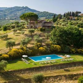 Large Country House Near Lucca With Private Pool