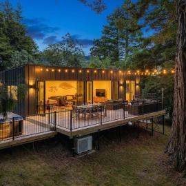 Modern Coastal Tree House - Whangamata Retreat