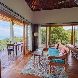 LiRi Villa - Ocean, hills, valley view
