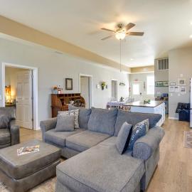 Richland Home on Multi-Unit Farm: Fish, Hike!, hotel in Richland