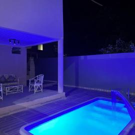 Seasonal house in Barra do Pojuca com 3 quartos e 4 banheiros, dentro de Condomínio