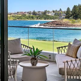 3BR Coastal Escape with Ocean Views, Shared Pool & Jacuzzi, 2 Car Spaces & Walk to Surf Beach