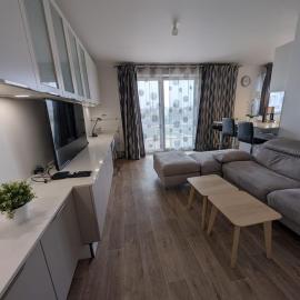 Furnished two-bedroom apartment near Conflans-St-Honorine train station