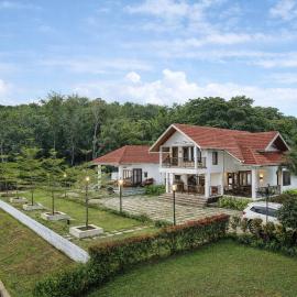 Akruthi Palm Pavilion Resort, hotel u gradu 'Aldūr'