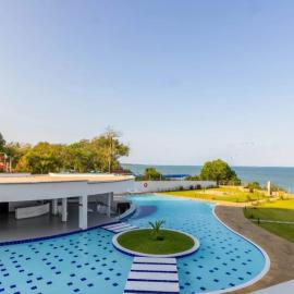 Nyali Beachfront Apartments, Baobab waves