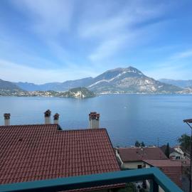 The Owl House - Amazing lake view