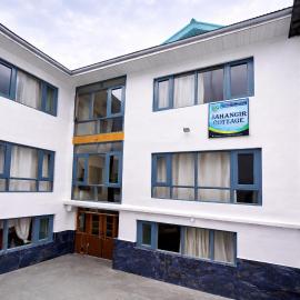 Jahangir Cottage Pahalgam، فندق في باهالجام