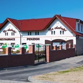 Penzion Na Chalupě, hótel í Polička