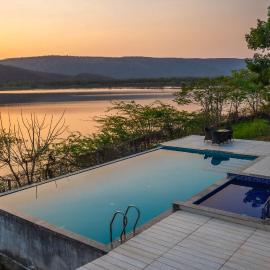 Neelkanth Forest Retreat, khách sạn ở Tehla