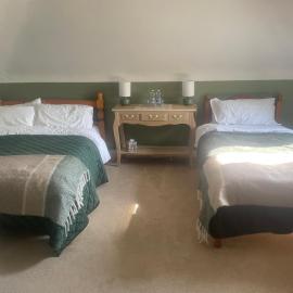 Shanboley Cottage, hotell i Ballinasloe