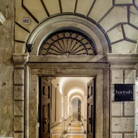 Signature Rooms by Hannah Hotels Collection