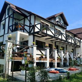 MurMur Chalet, hotel din Breaza