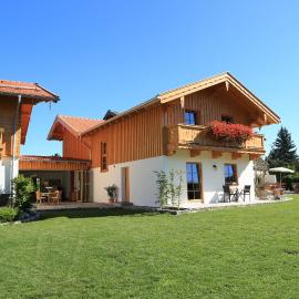 Pension Schweizerhaus Garni, Hotel in Weyarn