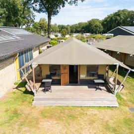 Camping de Molenhof - Tentlodge 6p, ξενοδοχείο σε Reutum