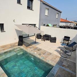 Maison Moderne avec Piscine Privée endroit très calme