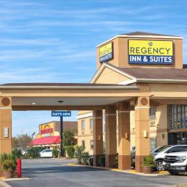 Regency Inn & Suites Houston East I 10, hotel u Houstonu