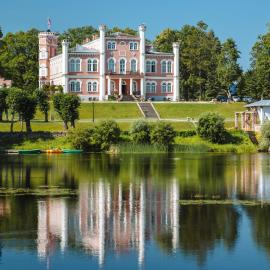 Birinu Castle, hotel v destinácii Bīriņi