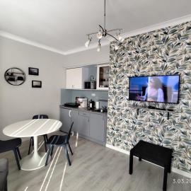 Grand-Tourist Center Point Apartments