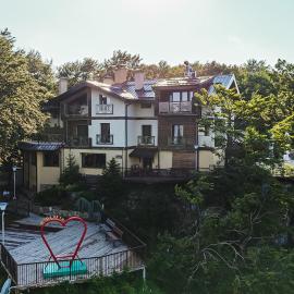 Family Hotel Balkanci, hotel Uzanában