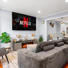 Modern 4BR Getaway 3 Min to OldTown Walk to Metro