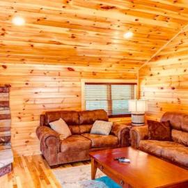 Eagles Nest 1 BR Cabin - Close to Beech Mtn, hotel a Banner Elk