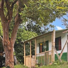 Alma Paisa, Guesthouse