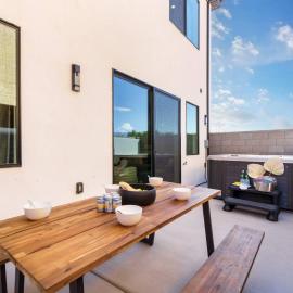 Sleeps 26, Hot Tub, Outdoor lounge