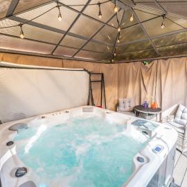 Allesley में, होटल Large 3 Bed House in Coventry by ARP Homes with Hot Tub, Free Parking, Ideal for Groups, Families & Business Stays