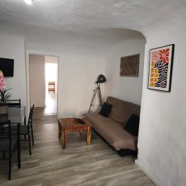 Appartement Le république idéalement situé., hotelli kohteessa Saint-Ambroix