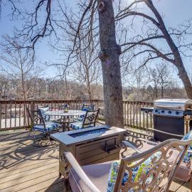 Lakefront Eucha Escape w/ Views & Boat Slip!, hotel in Eucha