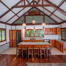 Eco-Villa Camiguin，曼巴豪的飯店