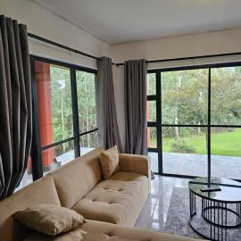Chic 2BR Golf Estate Retreat Apartment